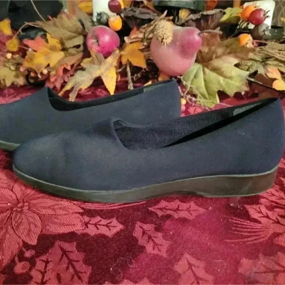 Selby Active Flex Suede Slip On Flat Loafers